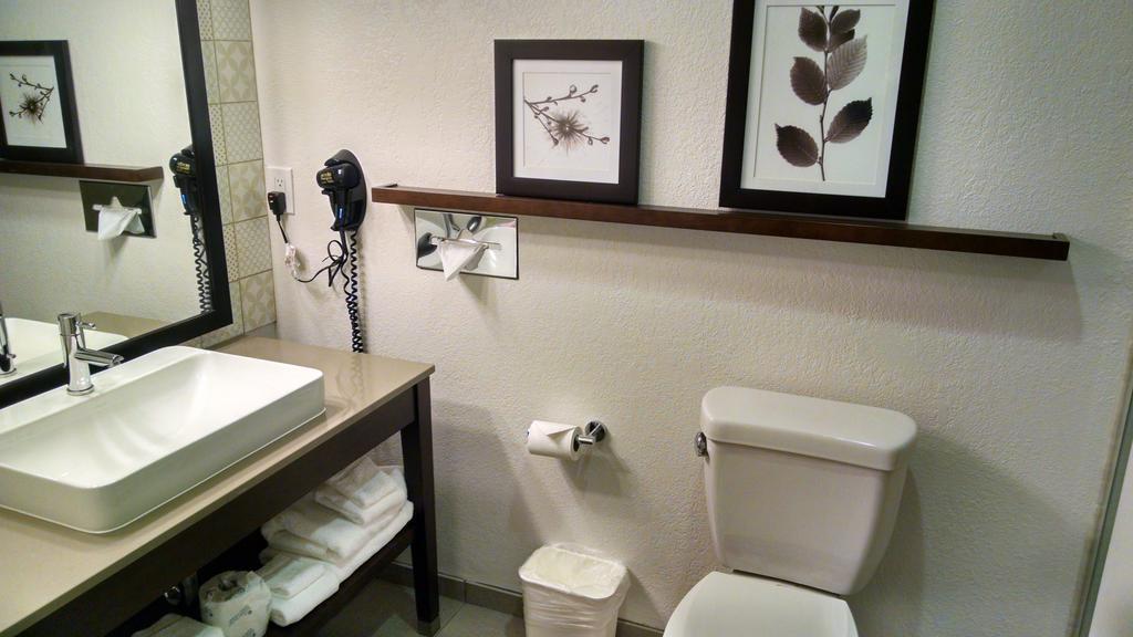 Country & By Radisson, Chippewa Falls, Wi